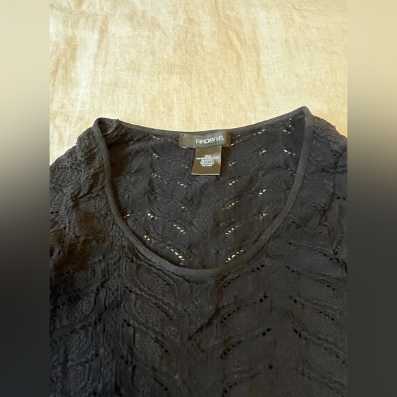 Arden B Lace Top - Picture 3 of 6